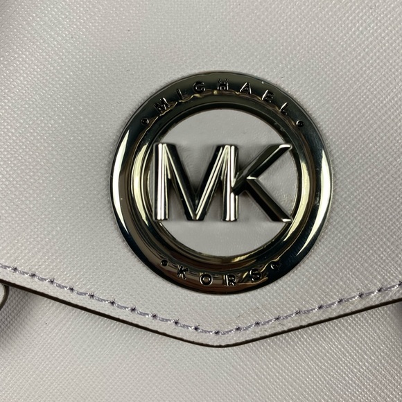 NWT~Michael Kors Crossbody Purse - Picture 9 of 12
